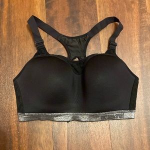 Victorias Secret Black Incredible Lightweight Max Sport Bra